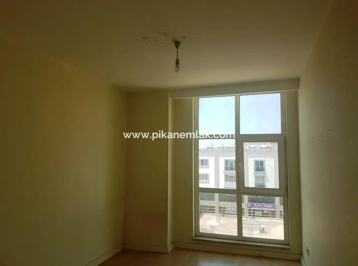 Luxury Apartment For Sale In Oriya