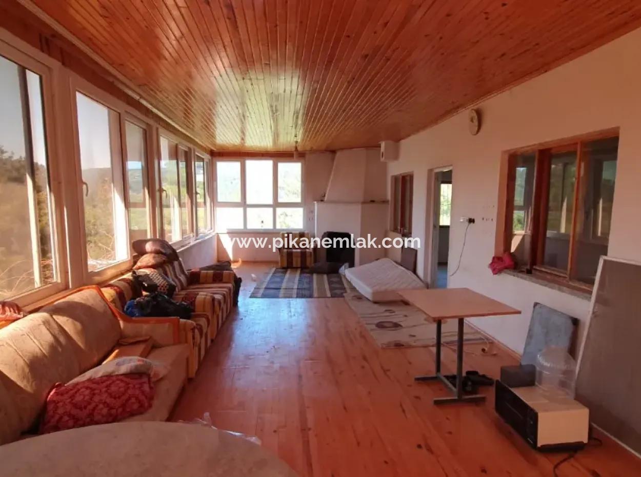 Land With 2 Houses In Denizli Çameli Ericek For Sale