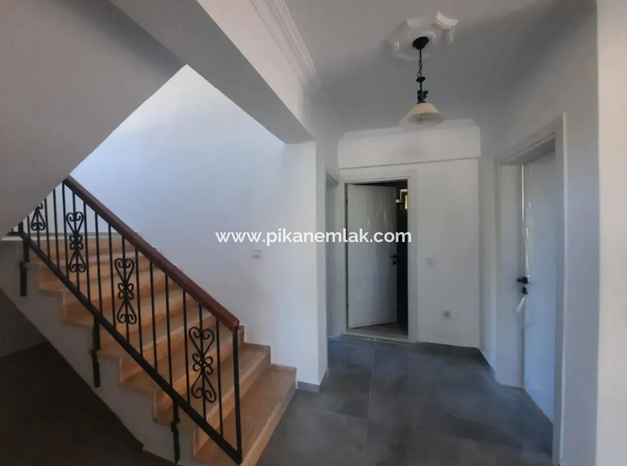 Köyceğizde Near The Lake With Swimming Pool 7 1 Detached Triplex For Sale