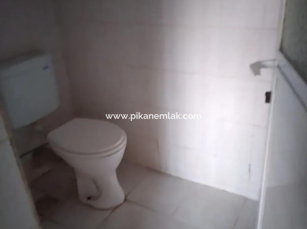 Ortaca Cumhuriyet Mah. 3-Storey House Complete For Sale In 357 M2 Plot