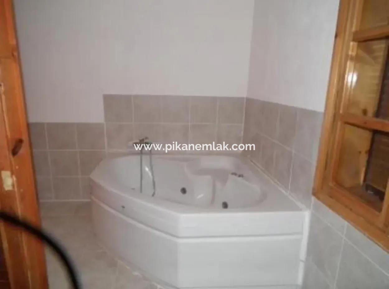 Detached Villa For Sale With Swimming Pool Are Also Archers