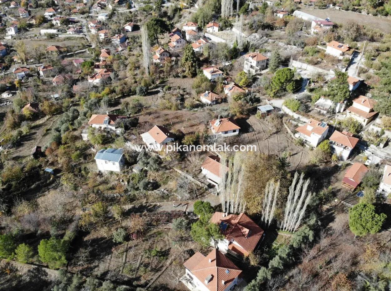 Detached 260 M2 Zoned Land For Sale In The Center Of Köyceğiz Plateau