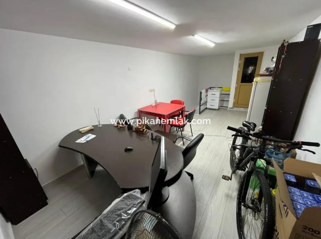 54M2 Shop For Sale In Ortaca Terzialiler Busy Street