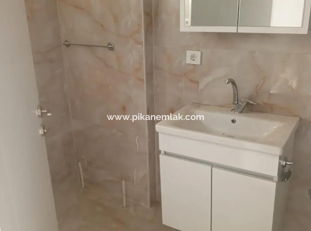 High Entrance 1 1 Apartment For Rent In Ortaca Karaburun