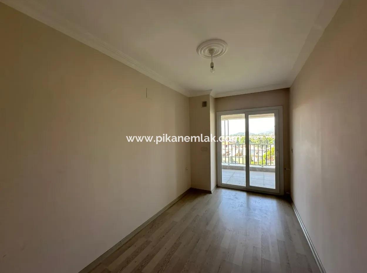 For Sale 3 1 110 M2 Apartment In The Center Of Ortaca.