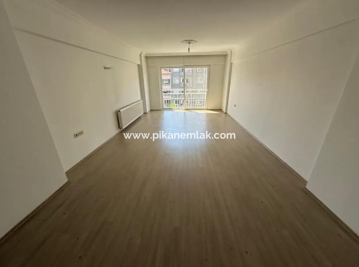 3 1 180M2 Luxury Heating Apartment For Rent In The Center Of Ortaca.