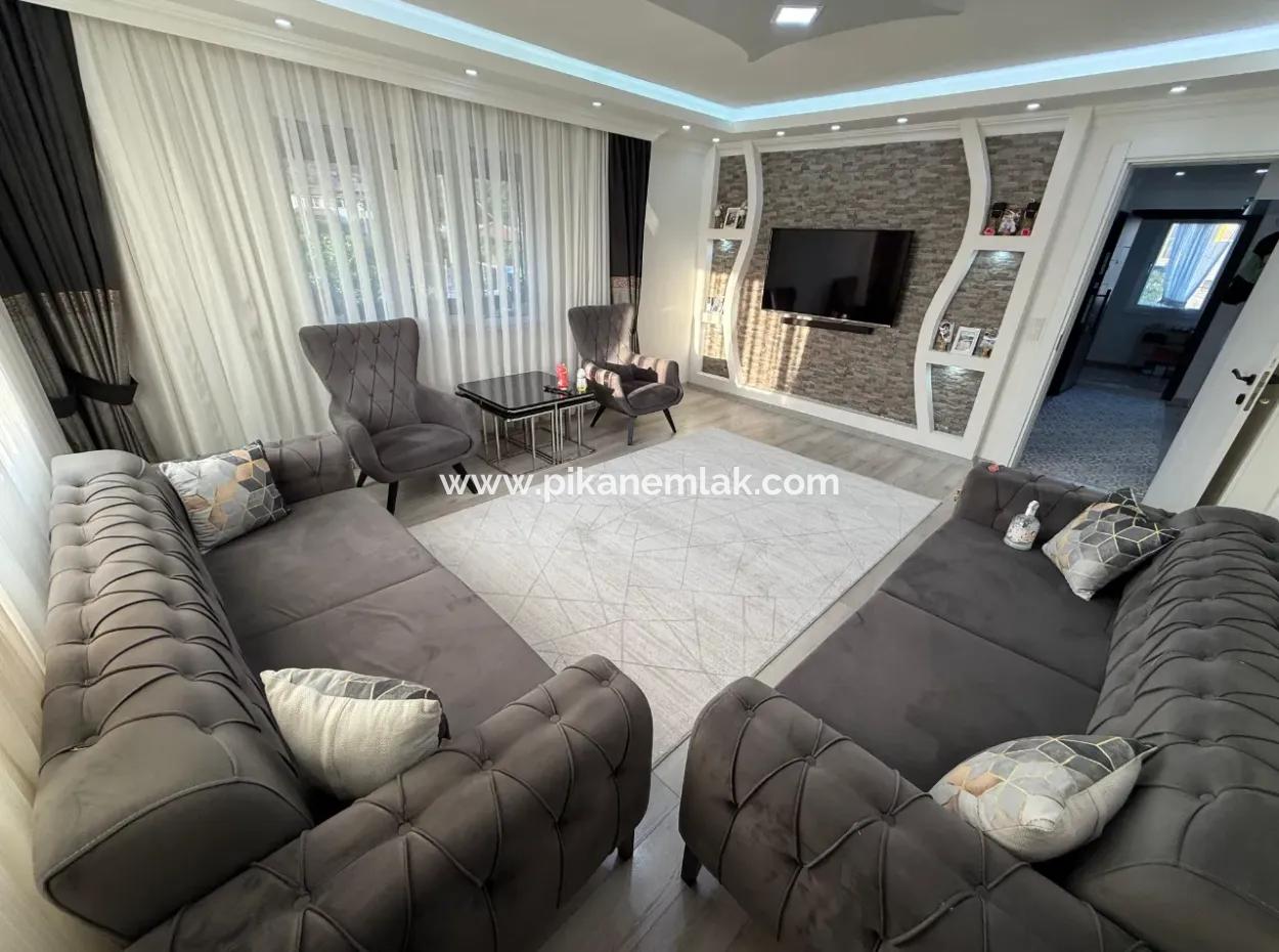 A Detached 2.5-Storey Building On The Dalyan Road In Ortacada Is For Sale.