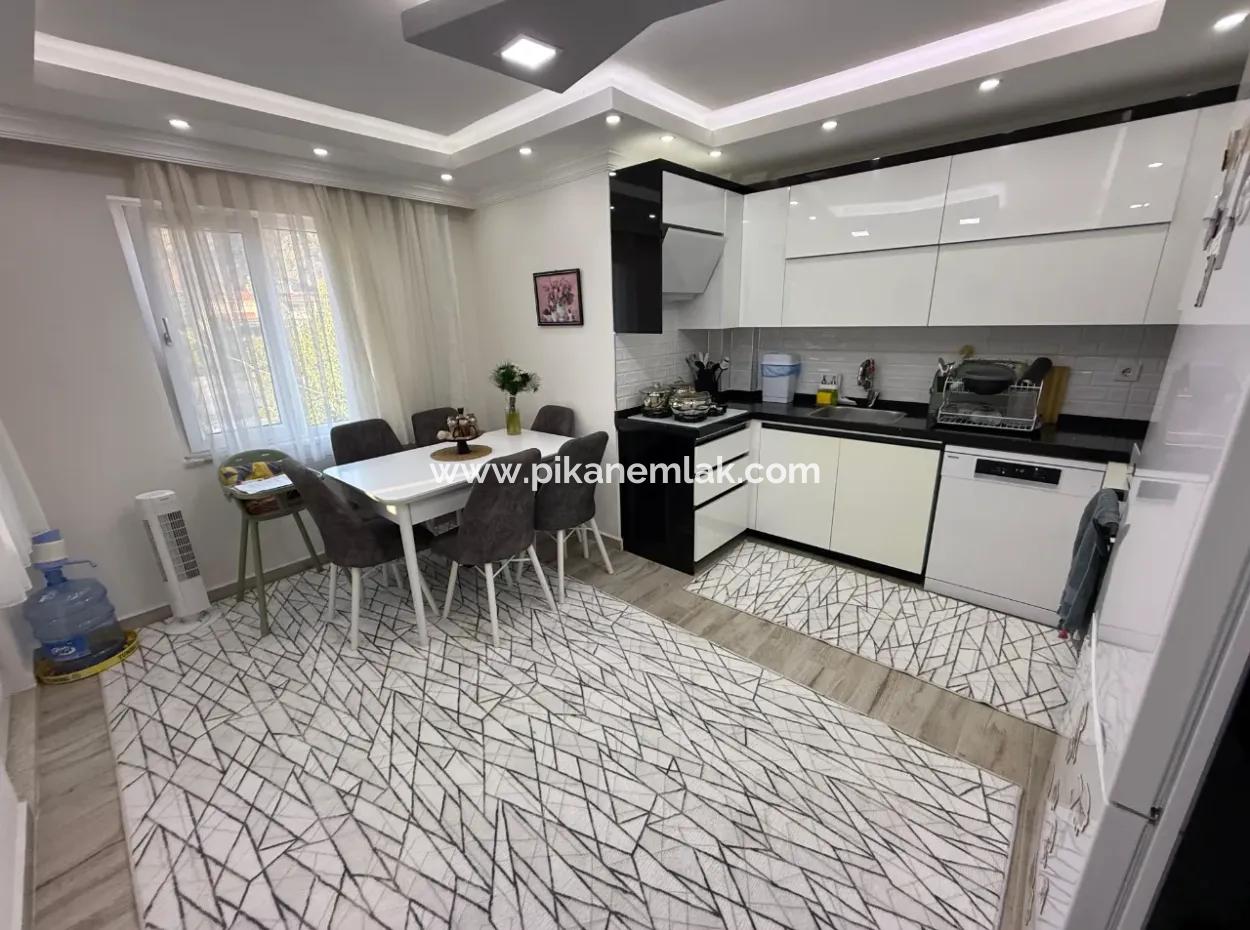 A Detached 2.5-Storey Building On The Dalyan Road In Ortacada Is For Sale.