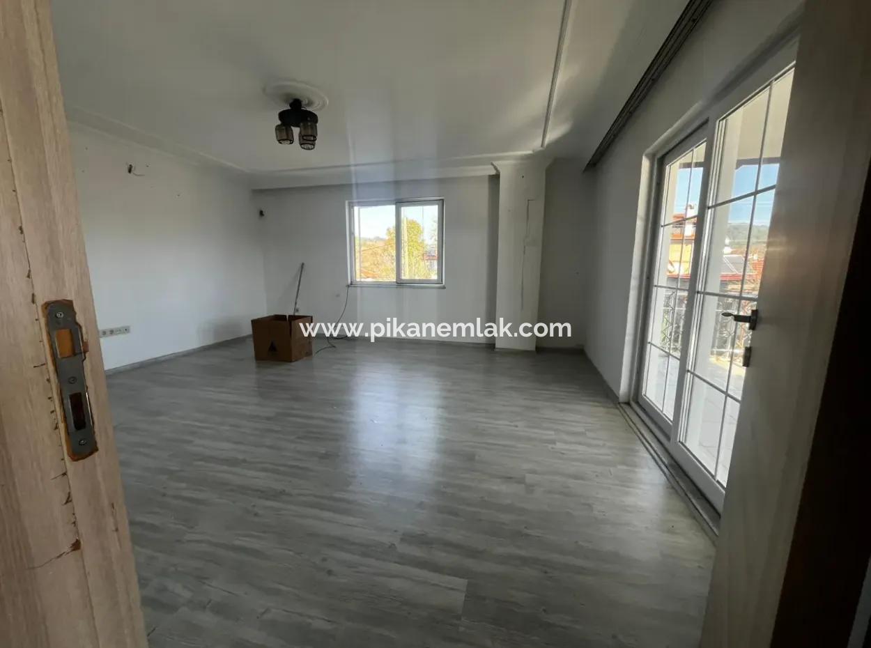 Ortaca Gölbaşı 2 1, Large Apartment With Closed Kitchen For Rent