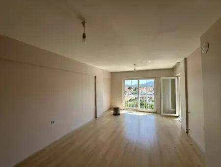 Mugla Ortaca Cumhuriyet Mah. 3 In 1 Closed Kitchen Apartment For Sale