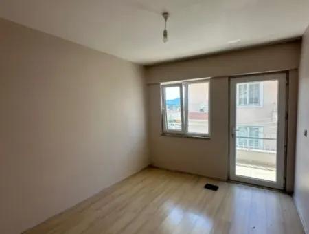 Mugla Ortaca Cumhuriyet Mah. 3 In 1 Closed Kitchen Apartment For Sale