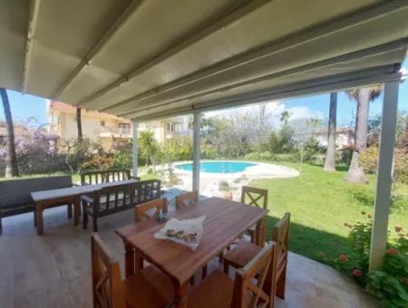 For Sale 200 M2 5 In 1 Detached Triplex With Swimming Pool On A 1.000 M2 Plot In Ortaca Dalyan.