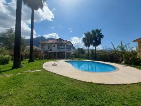 For Sale 200 M2 5 In 1 Detached Triplex With Swimming Pool On A 1.000 M2 Plot In Ortaca Dalyan.