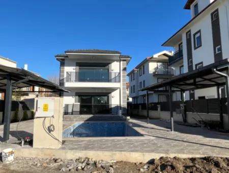 Ortaca Çaylı Neighborhood 4 1, New Duplex Flat For Sale