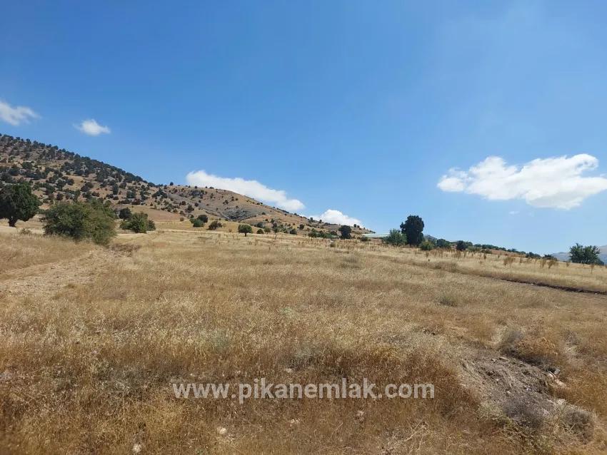 Для продажи Поле в Yuva Köyü Tefenni Merkezköyler - Под Поле застройку - 5.900 m²