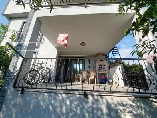 в Toparlar, Köyceğiz на участке 1400 m2 5 отдельных квартир на продажу