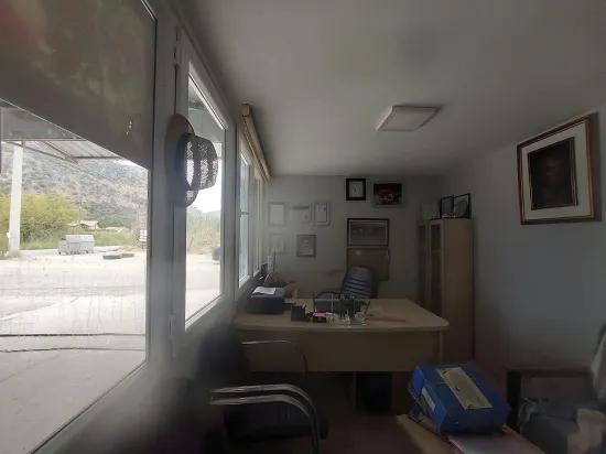 в Muğla Dalyan 200m2 склад в аренду