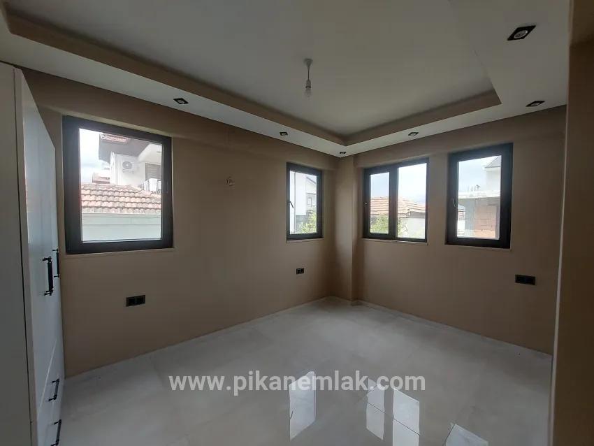 Ortaca Dalyan Mah. Satılık 4+1 Villa - 291 m²