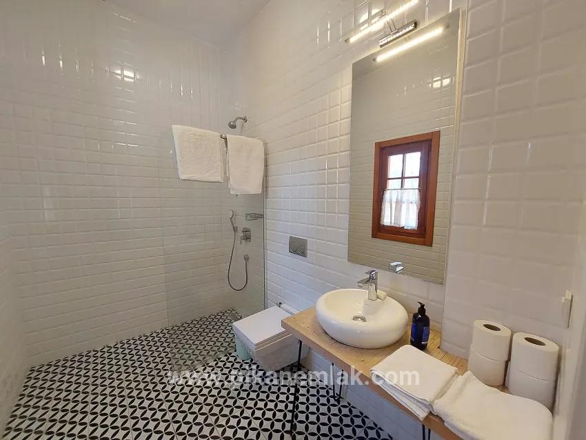 Ortaca Dalyan Mah. Kiralık 4+1 Villa - 450 m²