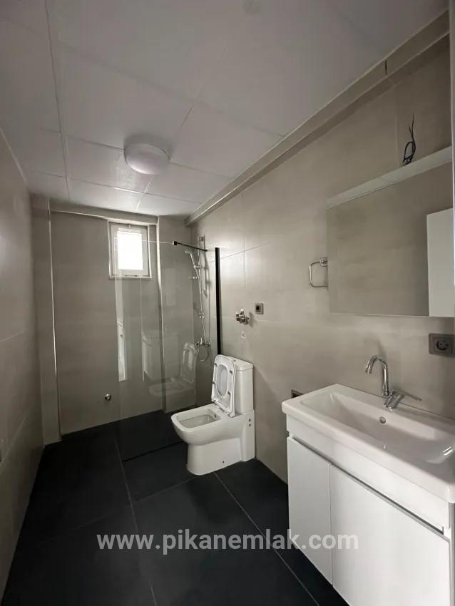 Ortaca Beşköprü Mah. Kiralık 4+1 Komple bina - 388 m²