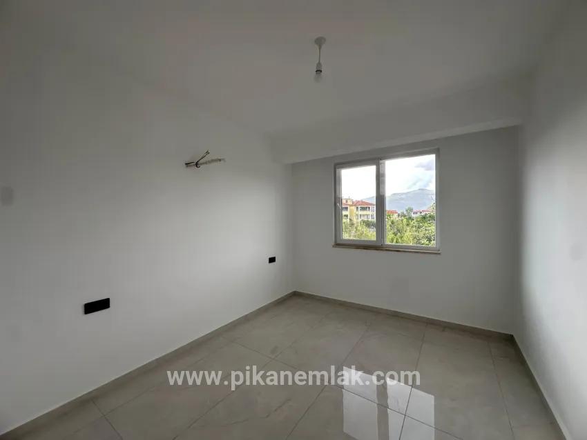 Ortaca Beşköprü Mah. Kiralık 4+1 Komple bina - 388 m²