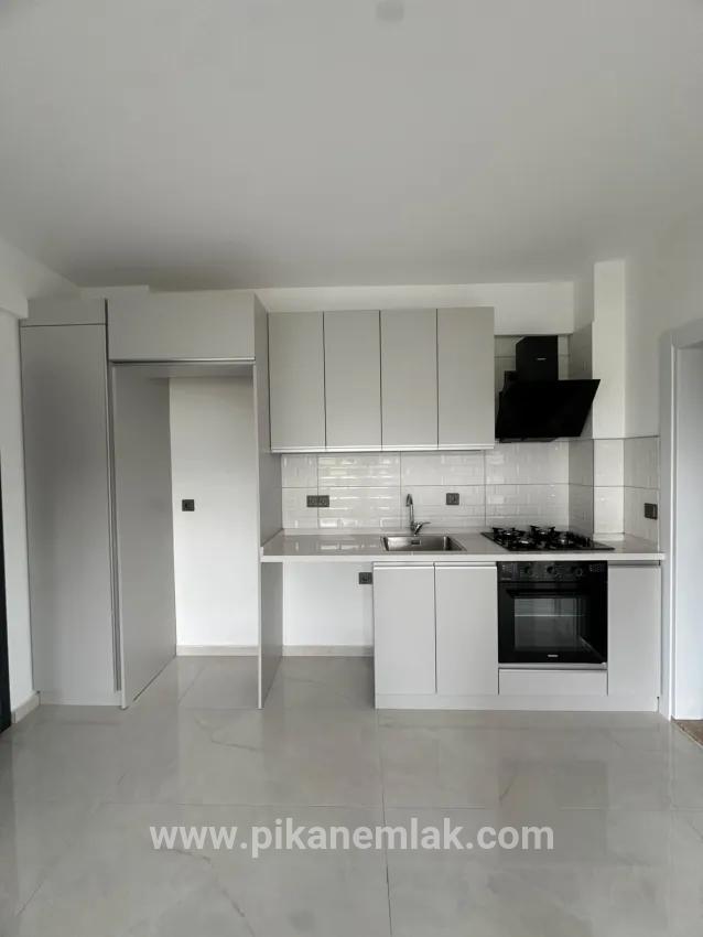 Ortaca Beşköprü Mah. Kiralık 4+1 Komple bina - 388 m²