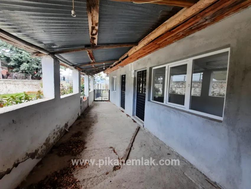 Acıpayam Olukbaşı Mah. Satılık 2+1 Müstakil ev - 257 m²
