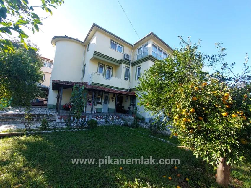 Ortaca Kemaliye Mah. Satılık 7+2 Villa - 645 m²