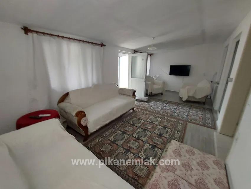 Köyceğiz Çandır Mah. Kiralık 1+1 Müstakil ev - 75 m²