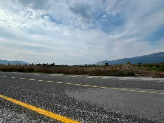 Köyceğiz Toparlar Mahallesi'nde Satılık Hisseli Tarla
