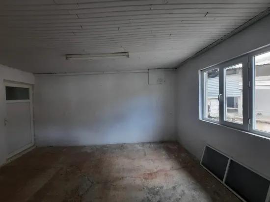 Acıpayam Olukbaşı' da 257 m2 arsada müstakil, 85 m2, 2+1 Köy Evi eşyasız kiralık