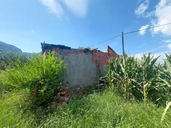 Ortaca Okçularda Kelepir 400 m2 müstakil arsada köy ev satılık