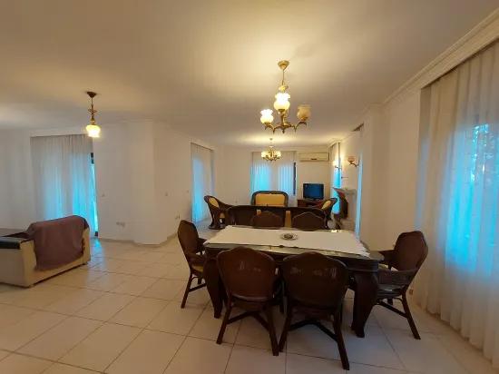 Muğla Dalyan’da 700 m² arsada yüzme havuzlu eşyalı 3+1, 2 dubleks, 1 tanesi kiralık