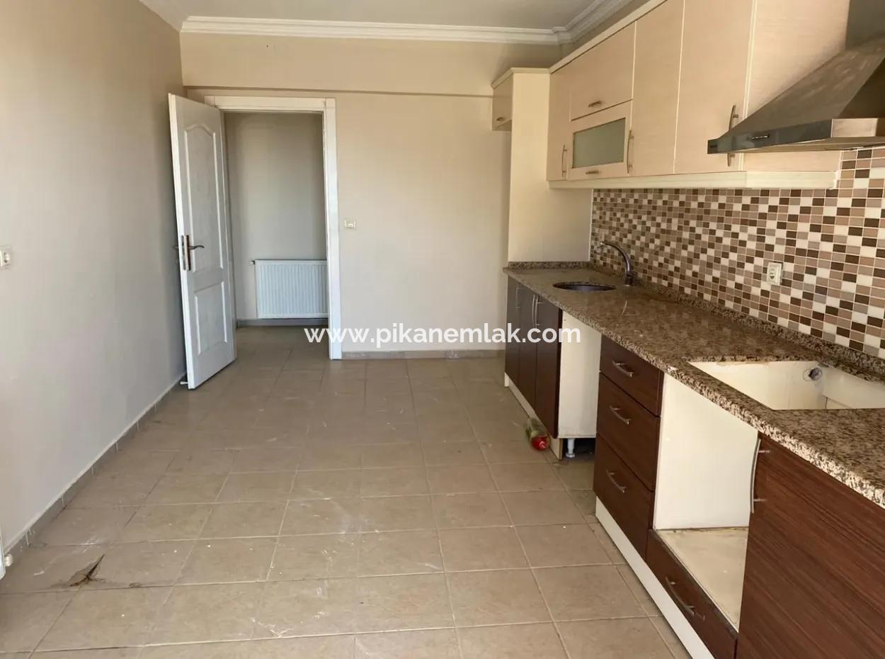 Ortacada 200 M2 Lüks Kaloriferli Daire Satılık