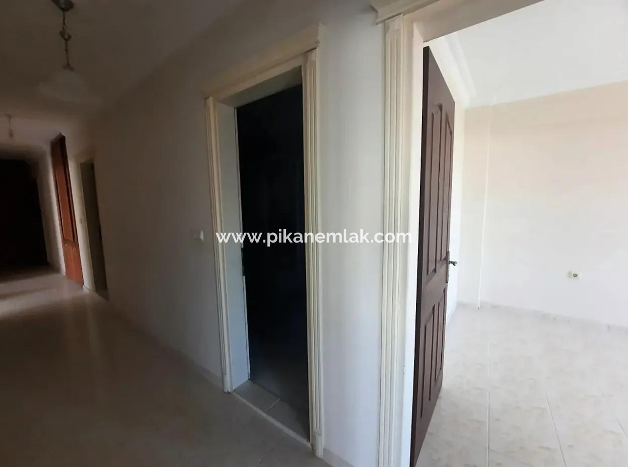 Ortaca Merkezde 135 M2 3+1 Daire Satılık