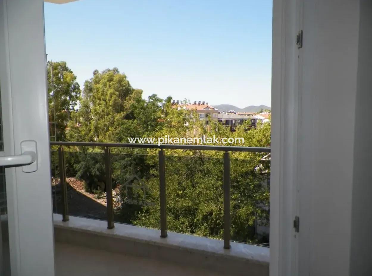 Muğla Dalaman Merkezde 2+1 Çatı Dubleks Daire Satılık