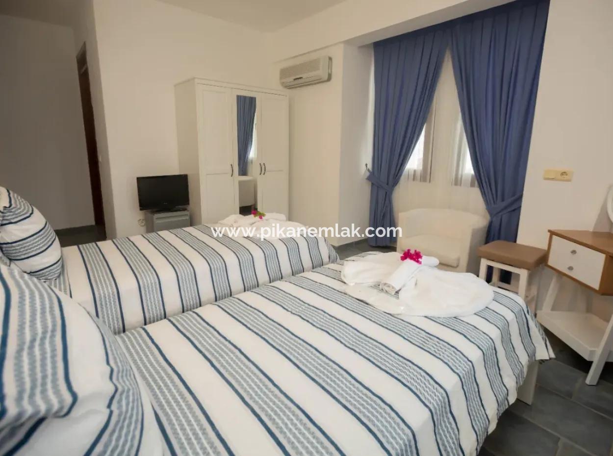 Muğla Dalyanda Satılık 1500 M2 Arsada Bakımlı Butik Otel