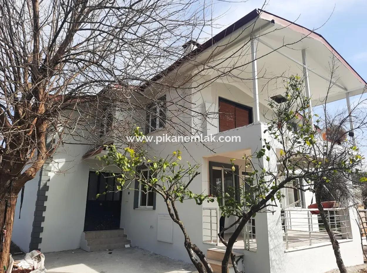 Muğla Ortaca Kemaliyede 1157 M2 Arazide 2 Katlı Müstakil Ev Satılık