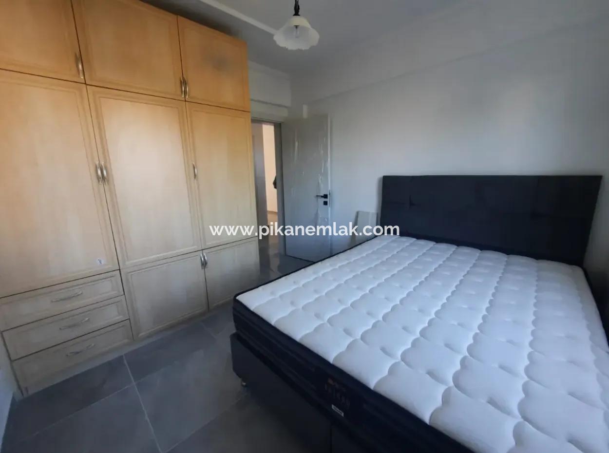 Köyceğizde Göle Yakın Yüzme Havuzlu, Eşyalı, 7+1 Müstakil Tripleks Mayısa Kadar  Kiralık