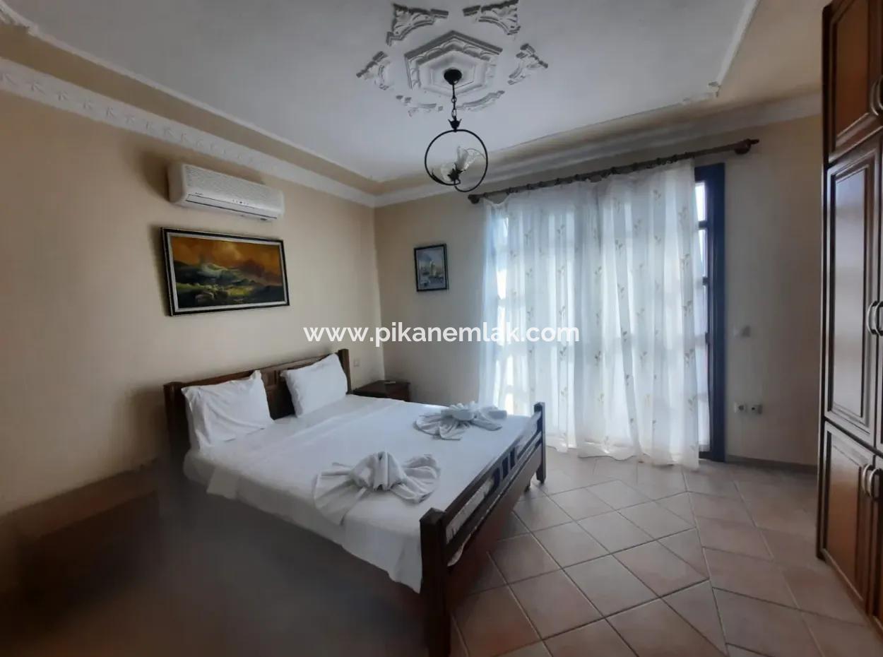 Muğla Ortaca Dalyan Da 280 M2 4+1 Jakuzili Tripleks Satılık