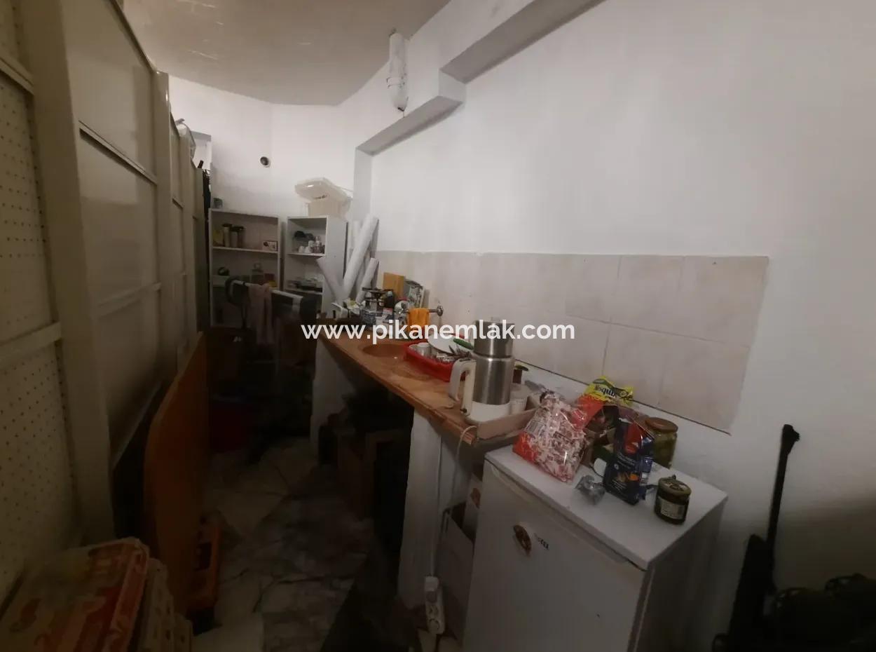 Muğla Ortaca Dalyan Merkezde Devren Kiralık 200 M2 Petshop Dükkânı