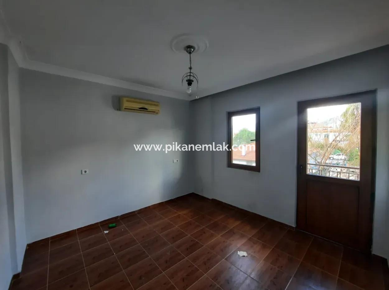 Muğla Ortaca Dalyanda 2+1 Yüzme Havuzlu Eşyasız Daire Kiralık