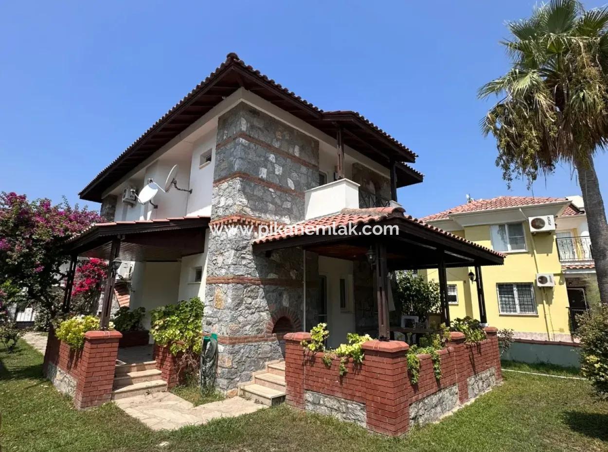 Muğla Dalyan Da 6 Villalık Sitede 3+1  Bağımsız  Eşyalı Taş Villa Kiralık