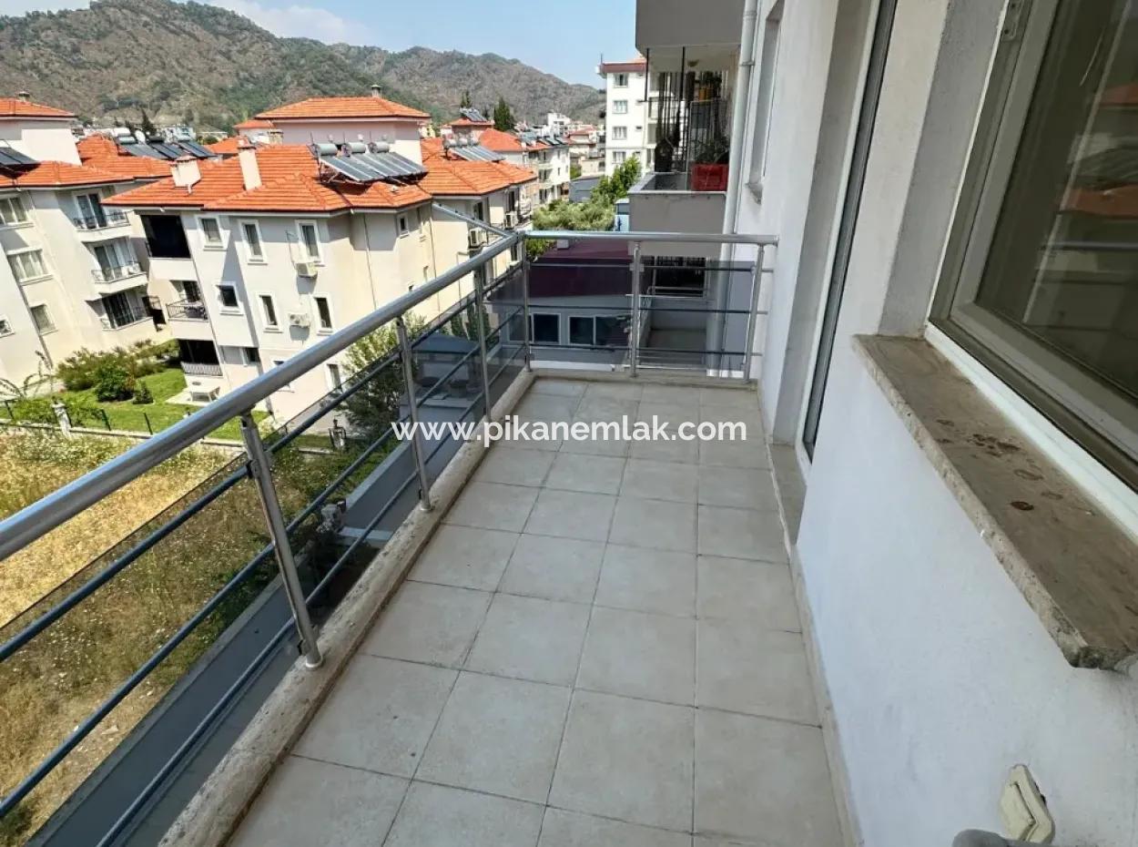 Ortaca Da 3+1 Bulvara Cephe Daire Kiralık