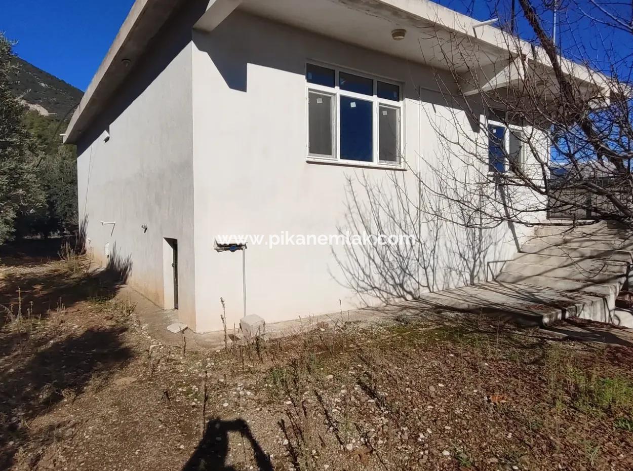 Antalya Finike Alacadağda Deniz Ve Doğa Manzaralı 8500 M2 Arazide 120 M2, 3+1 Tek Katlı Ev Satılık