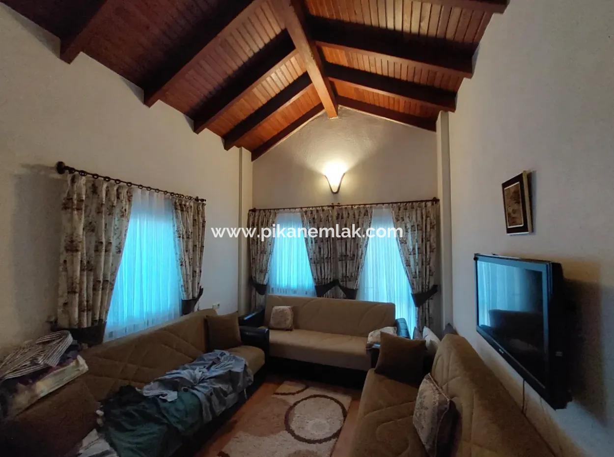 Ortaca Okçularda 543 M2 Köşebaşı Arsada 160 M2 3+1 Dubleks Satılık