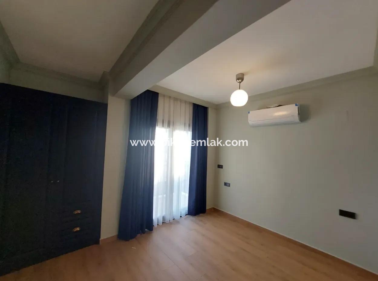 Muğla Dalyanda Sıfır 5+1 Lüks Tripleks Satılık