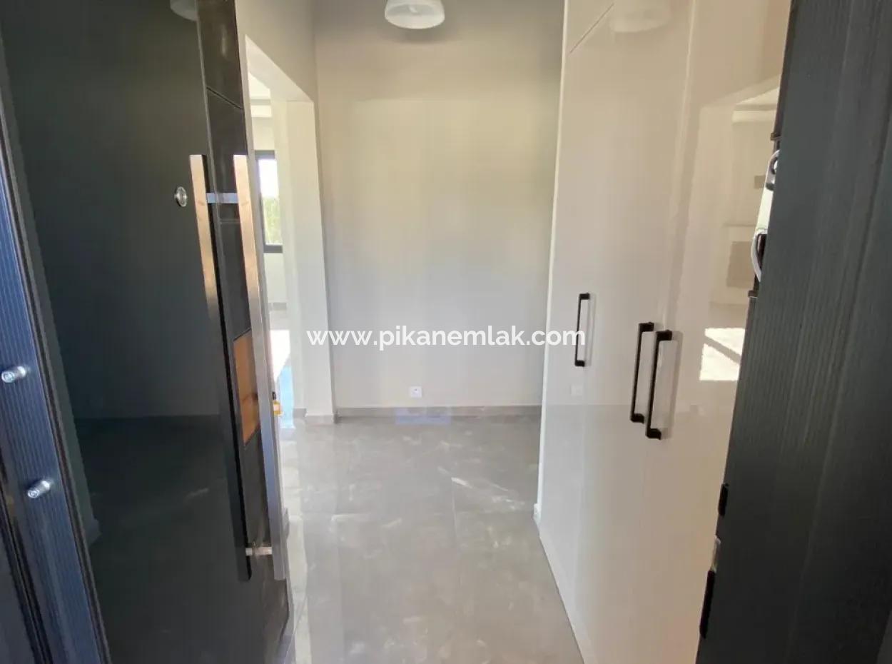 Ortaca Fevziyede Satılık 1000M2 Arsada Ultra Lüks Müstakil Villa.