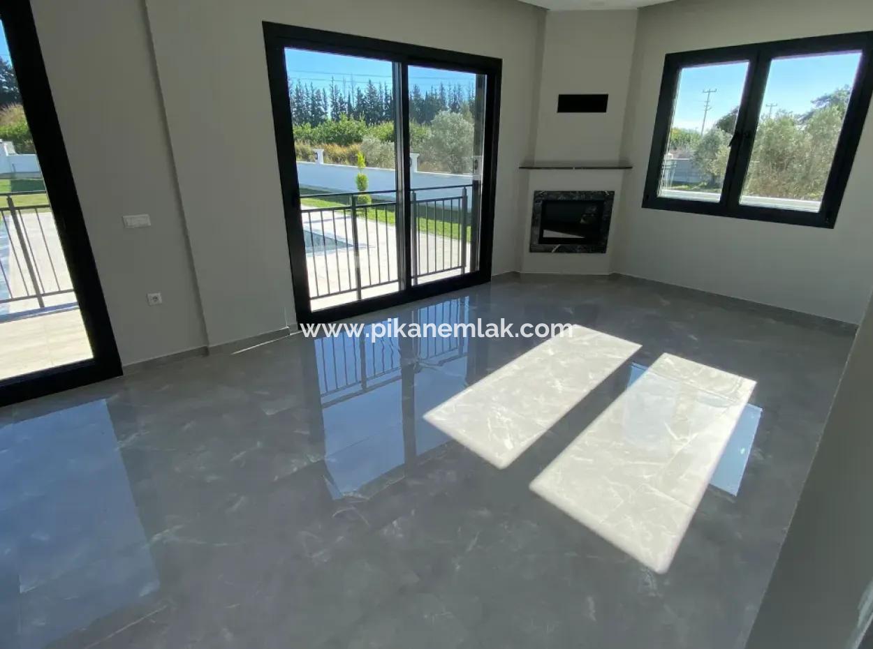 Ortaca Fevziyede Satılık 1000M2 Arsada Ultra Lüks Müstakil Villa.