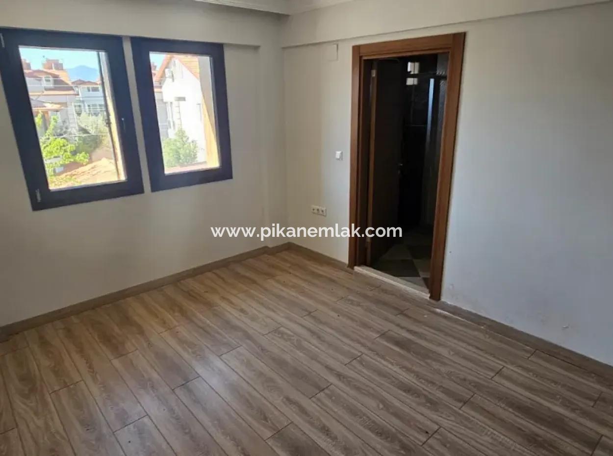 Köyceğiz Gelişimde  3+1 Yüzme Havuzlu Kelepir  Villa Satılık